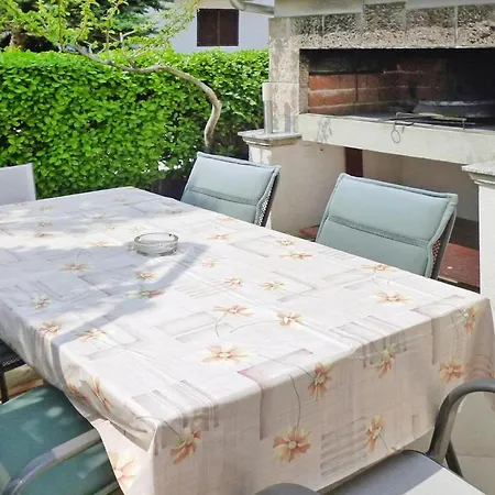 Apartament House In Near Paklenica Park Starigrad Paklenica