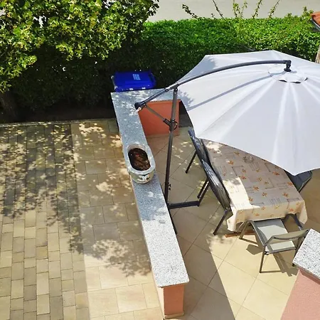 Apartament House In Near Paklenica Park