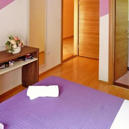 Apartman House In Near Paklenica Park